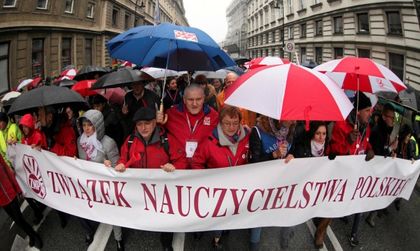 Полша ограничава правото на митингите и демонстрациите