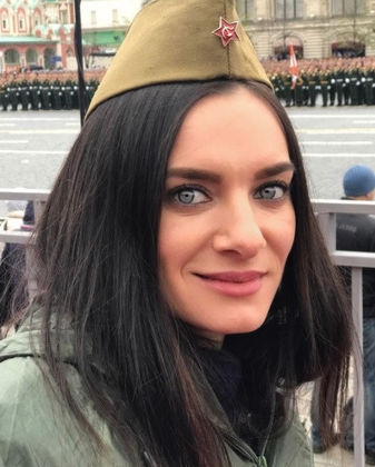 Елена Исинбаева отбеляза Деня на Победата