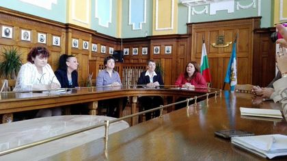 85 майстори ще създават изкуство на Главната