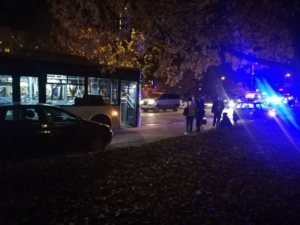 Спешното в Пловдив се препълни: Пометената от рейс е в болница! Пострадали са и 2 жени от автобуса! Мерцедес блъсна баба! СНИМКИ