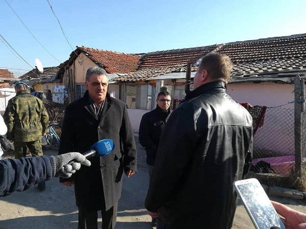 Пловдив: Прокуратурата иска постоянен арест за двамата цигани, които нанесоха побой на военнослужещ в село Войводиново