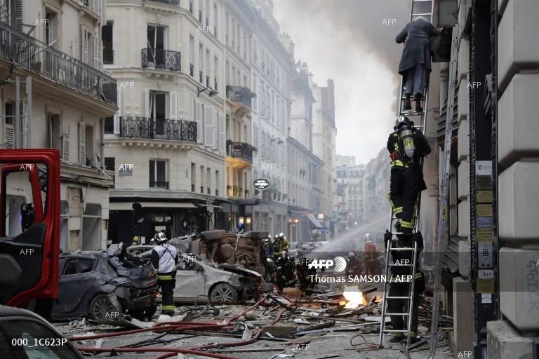 Francetvinfo: След взрива в Париж са ранени 36 души, от които 12 са в критично състояние