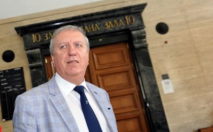 ЦСКА съди Лупи заради сигнал до УЕФА