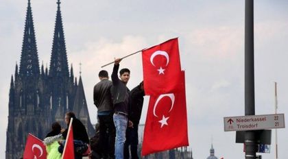 Десетки хиляди германци на митинг в подкрепа на Ердоган