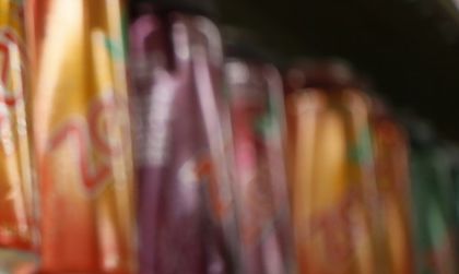 Забраняват напитки със захар и оцветители във Франция