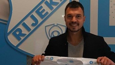 Валери Божинов се уреди с нов отбор, №14 в кариерата му е