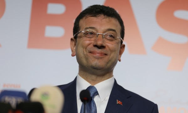 Имамоглу убеден: Пак ще спечеля изборите за кмет на Истанбул