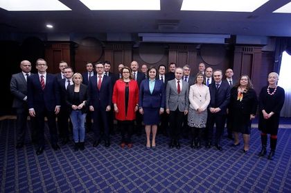 Председателят на НС на БСП Корнелия Нинова проведе работна среща с посланиците на страните – членки на ЕС, акредитирани в България