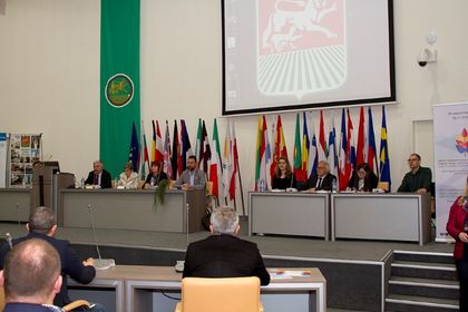 Стара Загора: Дейността и проектите на Център за насърчаване на сътрудничеството в областта на селското стопанство между Китай и страните от Европа бяха представени в града