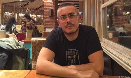 Един подпис под апел за мир преобръща живота... в Турция