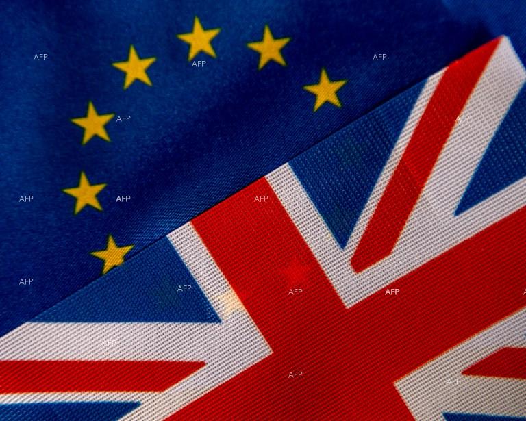 The Independent: Парламентът се провали, дайте думата на хората!
