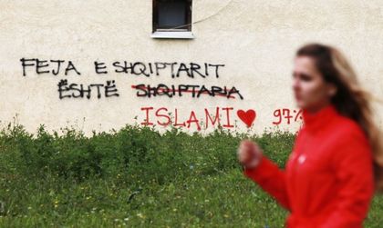 Голяма ли е заплахата от разпространение на ислямизма на Балканите?