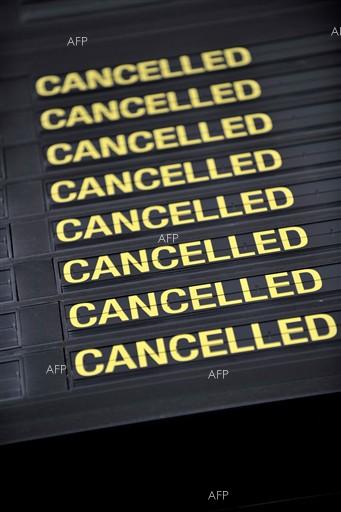 РИА Новости: Alitalia отмени половината си полети за вторник, заради стачка
