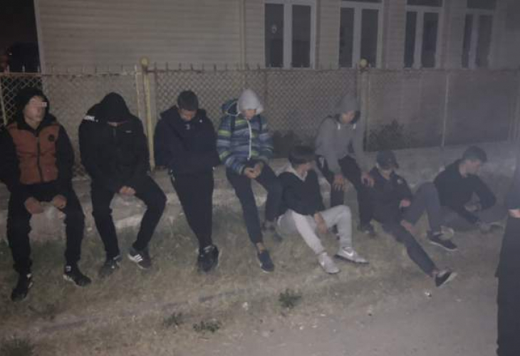 Неуловима банда тийнейджъри над месец вършее из Пловдивско! Нощес пак вършиха зулуми, но…