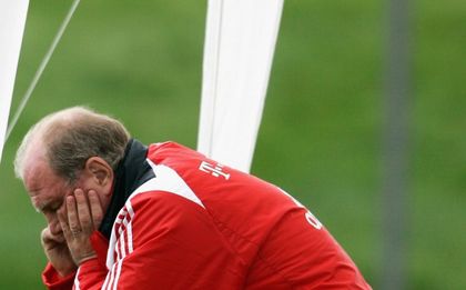 Bild: Пускат предсрочно Ули Хьонес