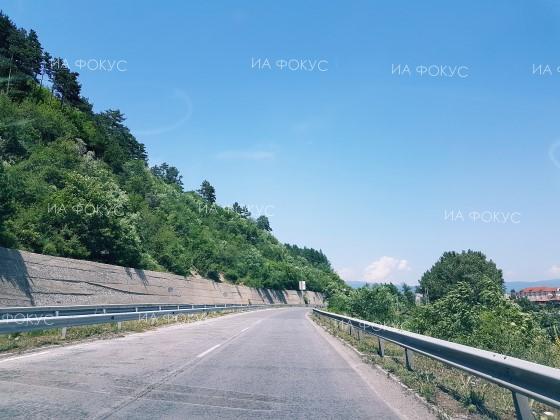 Ямбол: Временно е ограничено движението по път I-7 Шумен – Елхово в участъка Козарево – Могила, от км 260 до км 255, поради ПТП