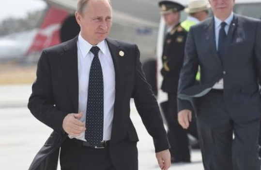 Организаторите на форума на Г-20 се изплашиха от охраната на Путин (Видео)
