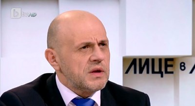 Дончев: Започваме съкращенията на чиновници с 1600 щатни бройки