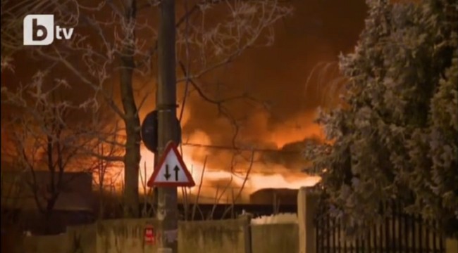 ИЗВЪНРЕДНО: 38 ранени след пожар в румънски клуб!