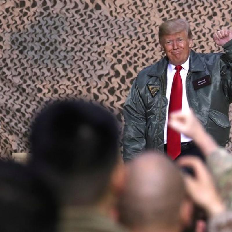 The Guardian: Trump 'по случайност разкри локация и идентичности на американски морски тюлени в Ирак“