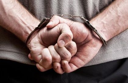 Закопчаха пловдивчанин ограбил баба в центъра