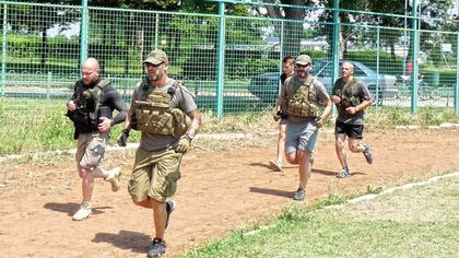 Командоси показват Мърф предизвикателство на Гребната база