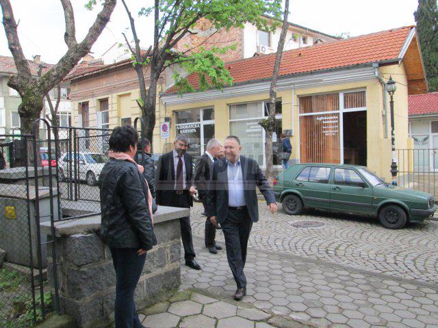 Болен съдебен заседател отложи делото срещу Емил Кабаиванов