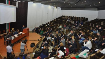 И Варна послуша Бойко, върна акциите от Пловдивския панаир