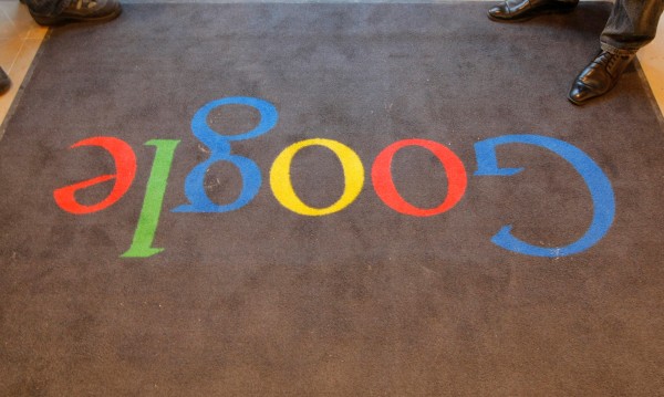 Френската полиция обискира офисите на Google