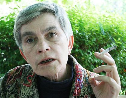 Презрението на на висшата съветничка от БСП е прозрение за собствената й низост