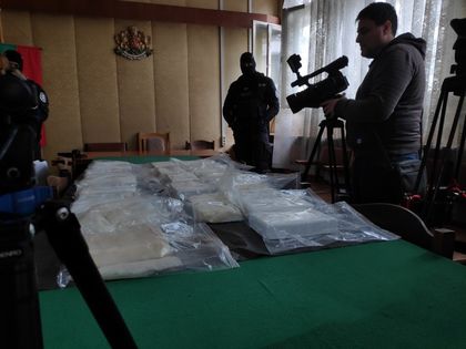 Варна: Над 25 килограма е намереното количество кокаин в Слънчев ден, стойността му е около 6.7 млн. лева