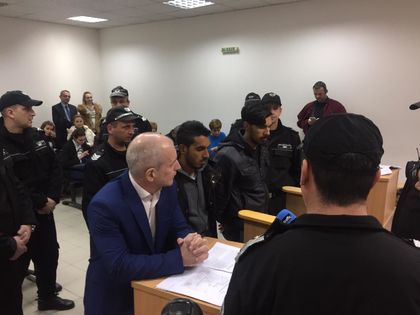 Смешни присъди за циганите от Войводиново, пребили командос