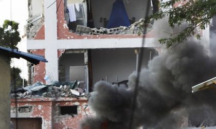 Хотелът в сомалийската столица все още е в ръцетена ислямистите