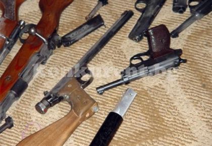 Какво става в Северозапада и защо хората се въоръжават до зъби