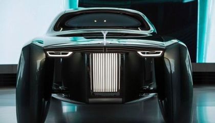 Rolls-Royce 103EX е с изкуствен интелект и червен килим (СНИМКИ/ВИДЕО)