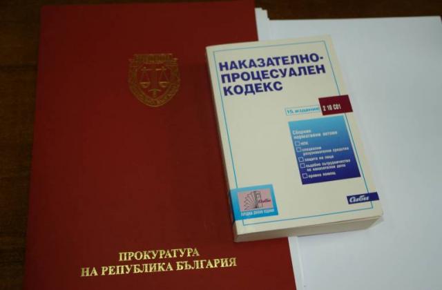 Задържаха мъж, системно пребивал съпругата си