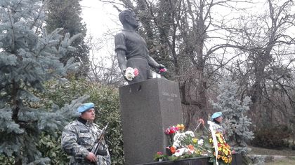 Пловдив се преклони пред подвига на Апостола