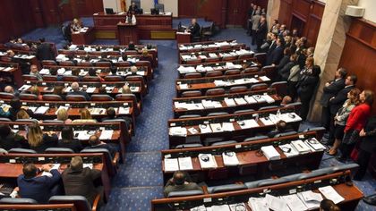 Продължават дебатите в македонския парламент за промяна на името на страната
