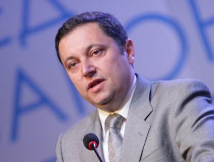 Яне Янев: Хората около Христо Иванов готвят преврат във ВСС