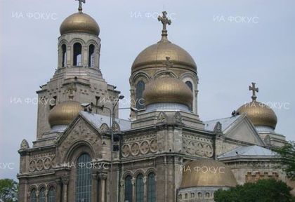 Варна: Обща панихида за Задушница ще бъде отслужена в храм „Св. Успение Богородично“
