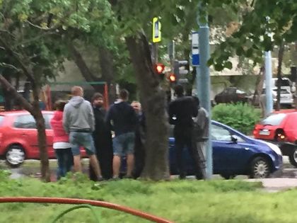 Четири коли се врязаха една в друга на моста на „Васил Априлов”