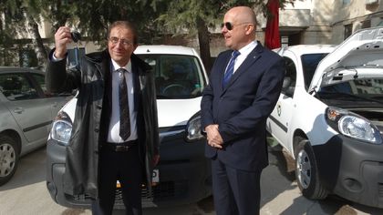 Домашният социален патронаж в Асеновград получи два електроавтомобила