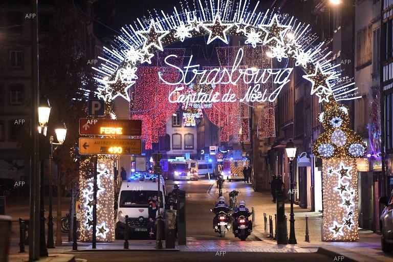 The Daily Express: Стрелба в Страсбург: трима мъртви и 14 ранени на Коледния базар