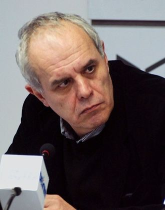 Социолог: Каракачанов е голямата сензация (видео)
