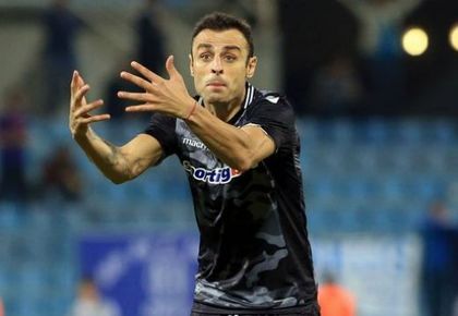 Бербатов на пейката и в дербито с АЕК