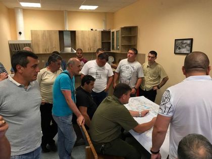 Пазят с бариери гората край Кричим от бракониери