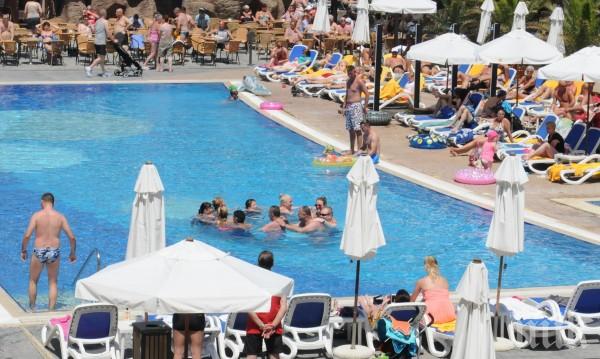 БУМ! Руснаци и украинци изкупиха 1/3 от имотите по родното ни Черноморие