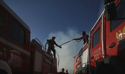 Четирима загинаха при взрив във фабрика за фойерверки