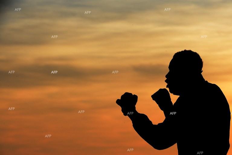 Спорт: Лицензът на боксьора Кеш Али беше отнет