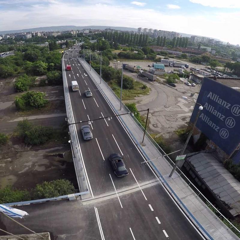 Варна: Няма пострадали при катастрофата на Аспаруховия мост, движението е възстановено